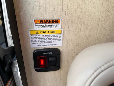 Used 2023 RAM ProMaster 3500 w/ Premium Convenience Group (B) image 53