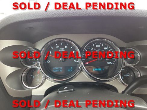 Used 2009 Chevrolet Silverado 2500 LT w/ Exterior Plus Package AWD/4WD image 23