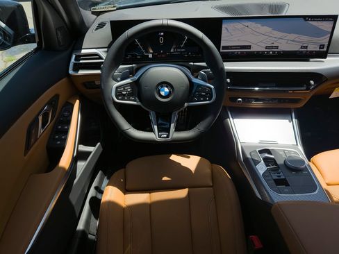 New 2026 BMW 330i Sedan w/ M Sport Package RWD image 17