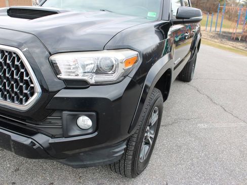 Used 2019 Toyota Tacoma TRD Sport image 48