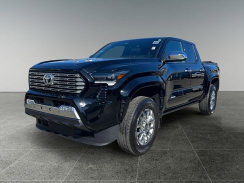 Used 2025 Toyota Tacoma Limited w/ Tow Tech Package AWD/4WD image 3