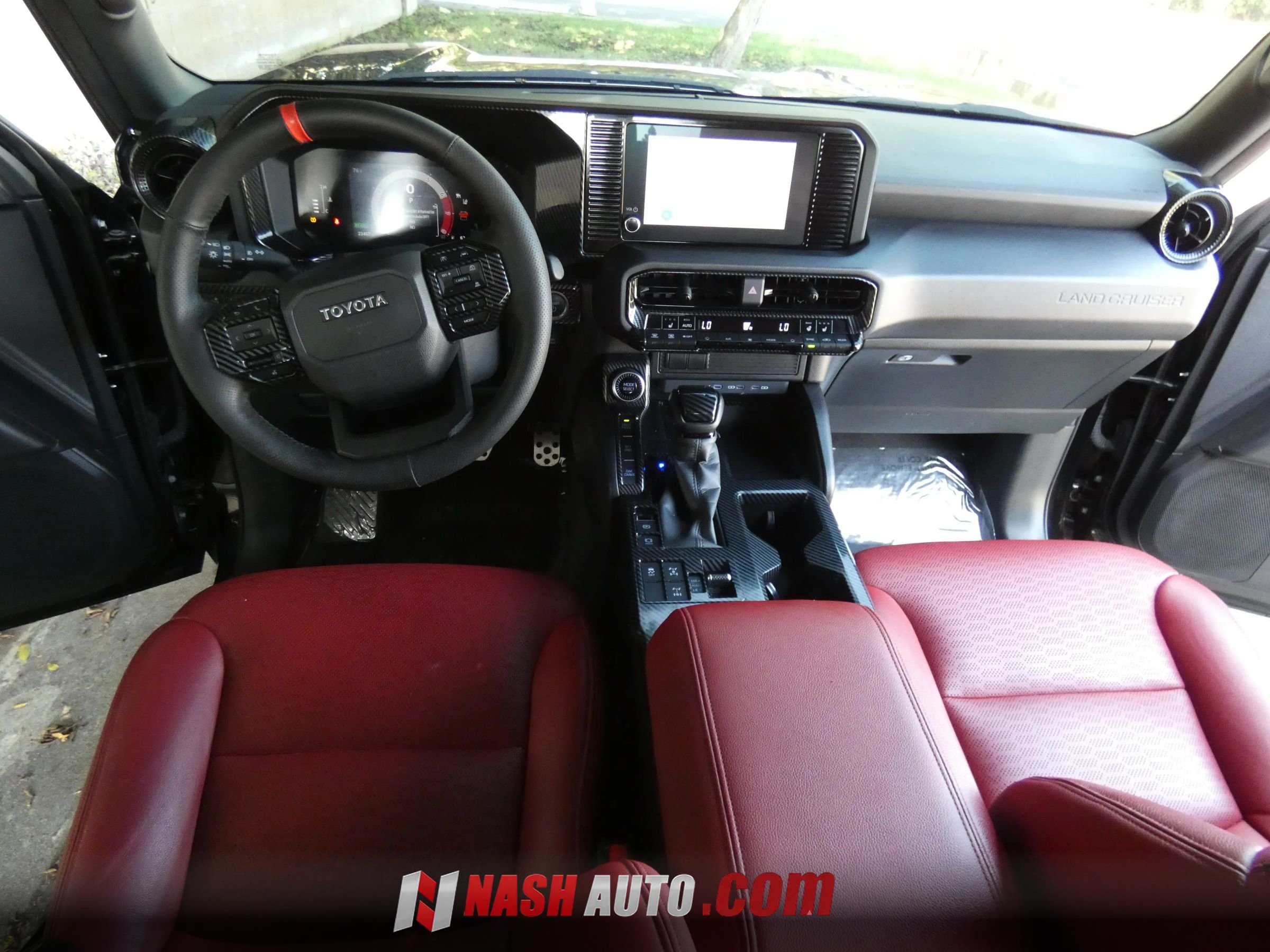 Used 2025 Toyota Land Cruiser 1958 AWD/4WD image 27