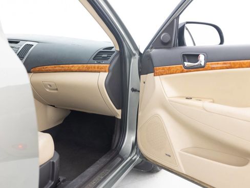 Used 2010 Hyundai Sonata Limited image 28