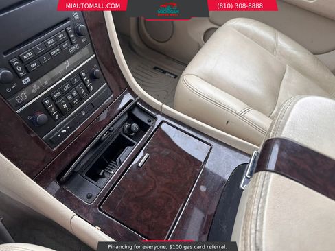 Used 2008 Cadillac Escalade AWD image 17