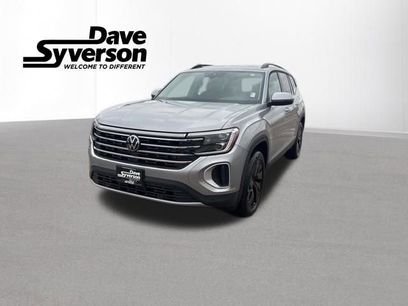 New 2025 Volkswagen Atlas SE