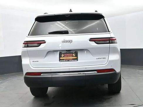 Used 2024 Jeep Grand Cherokee L Limited w/ Luxury Tech Group II image 8
