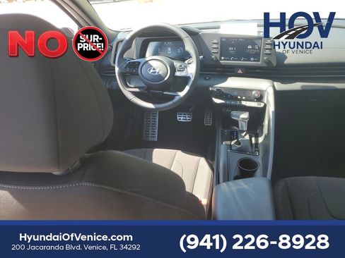 Certified 2025 Hyundai Elantra Sport FWD image 19