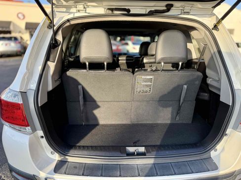 Used 2013 Toyota Highlander Limited FWD image 14