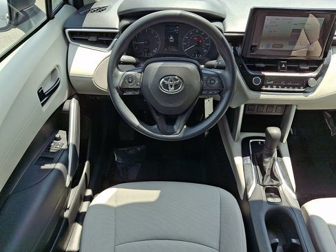 Used 2023 Toyota Corolla Cross L FWD image 10