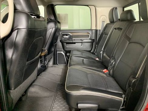 Used 2023 RAM 2500 Laramie AWD/4WD image 7