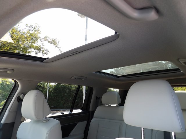 Certified 2026 Hyundai Santa Fe Limited AWD/4WD image 16