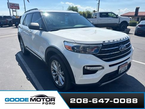 Used 2020 Ford Explorer XLT w/ Equipment Group 202A AWD/4WD image 1
