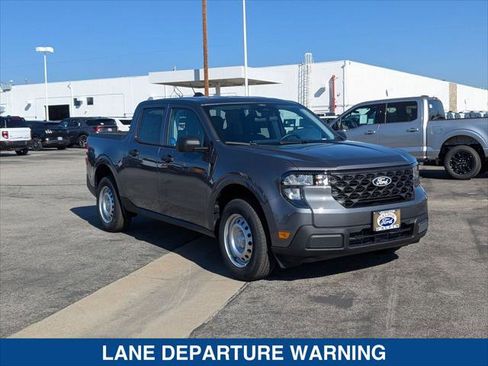 New 2026 Ford Maverick XL image 7