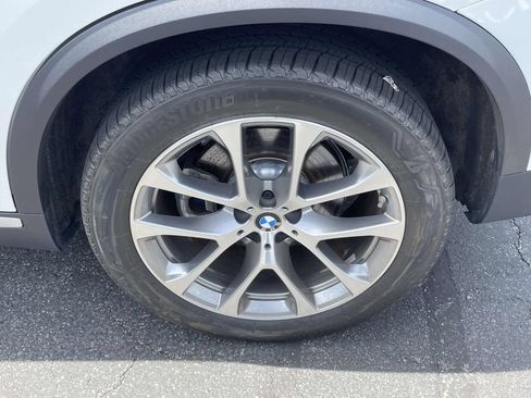 Used 2024 BMW X5 xDrive40i w/ Premium Package AWD/4WD image 9