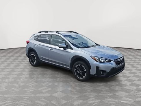 Used 2023 Subaru Crosstrek 2.0i Premium AWD/4WD image 2