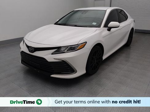 Used 2022 Toyota Camry LE FWD image 1