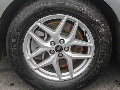 Used 2023 Ford Edge SEL image 10