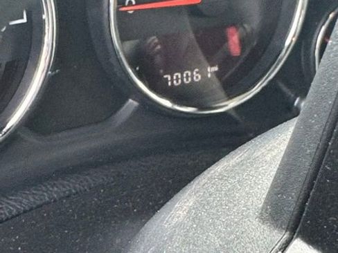 Used 2017 Jeep Wrangler Unlimited Rubicon image 12