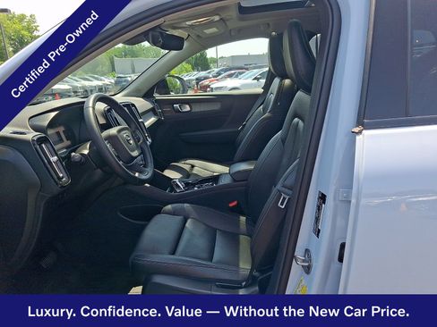 Certified 2024 Volvo XC40 B5 Plus w/ Protection Package Premier AWD/4WD image 14
