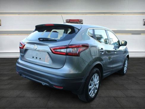 Used 2021 Nissan Rogue Sport S image 8
