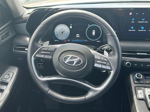 Used 2024 Hyundai Palisade Limited FWD image 23