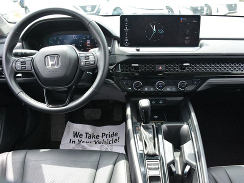 Used 2025 Honda Accord EX-L image 14