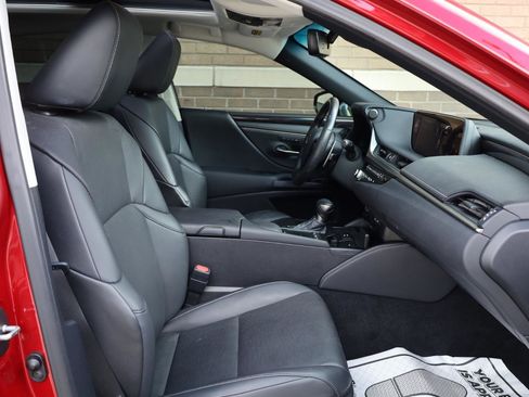 Used 2021 Lexus ES 350 w/ Premium Package FWD image 29