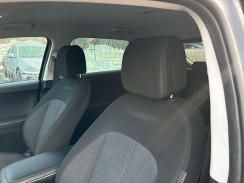 Used 2022 Hyundai Ioniq 5 SE image 22