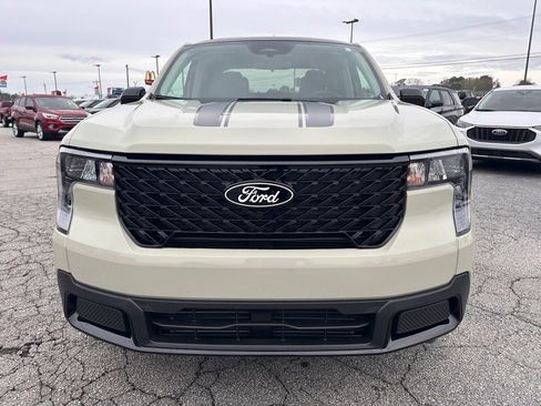 New 2025 Ford Maverick XLT w/ XLT Luxury Package image 9