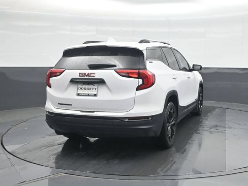 Used 2020 GMC Terrain SLE w/ Driver Convenience Package FWD image 24