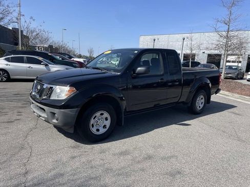 Used 2017 Nissan Frontier S image 7