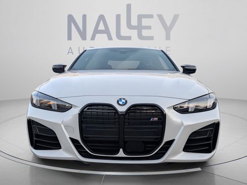Used 2026 BMW M440i Coupe RWD image 11
