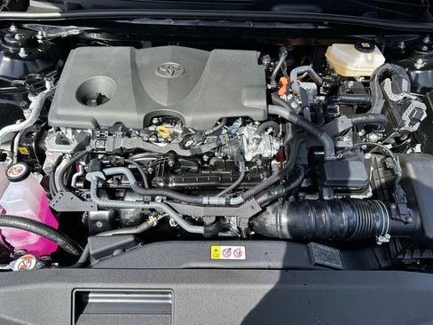 New 2026 Toyota Camry SE FWD image 10