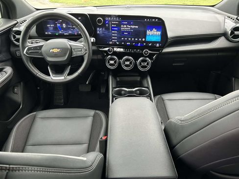 Used 2024 Chevrolet Blazer EV LT AWD/4WD image 21