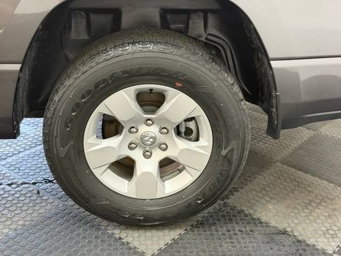 Used 2024 RAM 1500 Big Horn AWD/4WD image 17