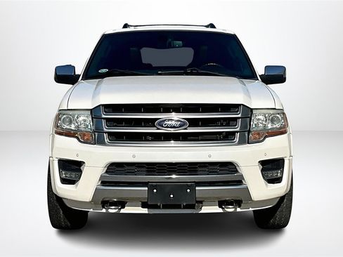 Used 2016 Ford Expedition Platinum image 2