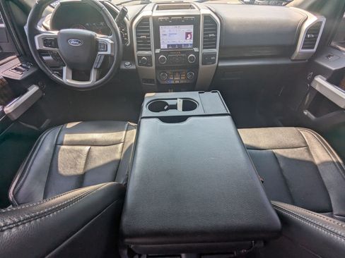 Used 2020 Ford F150 Lariat w/ FX4 Off-Road Package AWD/4WD image 28