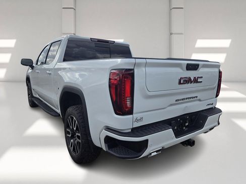 Used 2024 GMC Sierra 1500 AT4 w/ AT4 Premium Package image 5