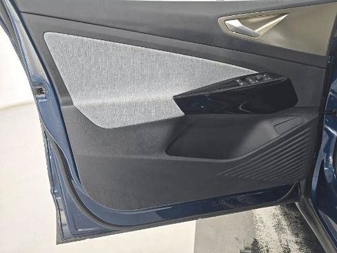 Used 2023 Volkswagen ID.4 Pro RWD image 19