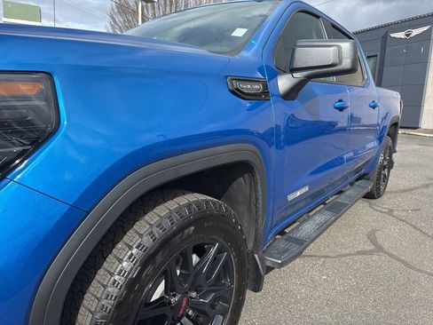 Used 2024 GMC Sierra 1500 Elevation w/ LPO, Elevation Black Package image 10