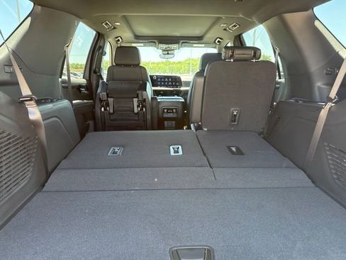 New 2026 Chevrolet Tahoe High Country w/ Sun And Tow Package AWD/4WD image 40