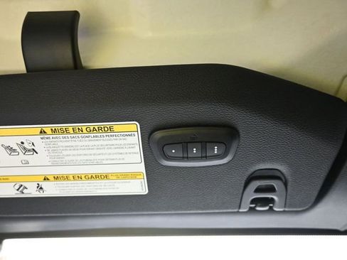 Used 2023 Jeep Wrangler Sport S image 30