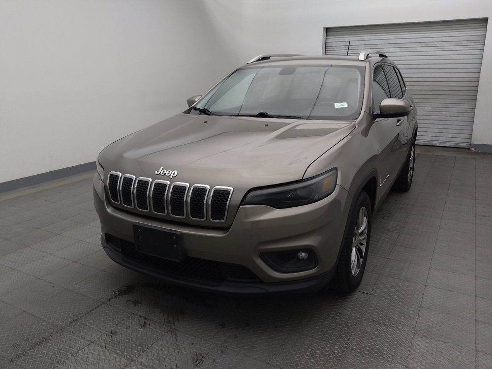 Used 2019 Jeep Cherokee Latitude Plus w/ Cold Weather Group FWD image 15