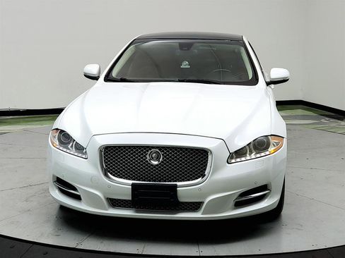 Used 2013 Jaguar XJ L Portfolio AWD/4WD image 2