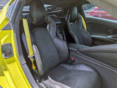 Used 2023 Chevrolet Corvette Stingray Premium Cpe w/ Z51 Performance Package RWD image 18