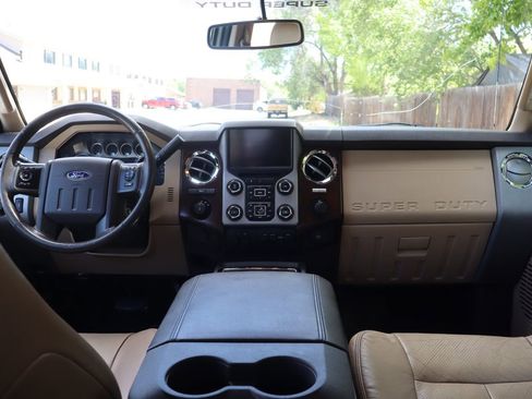 Used 2014 Ford F250 Lariat AWD/4WD image 16