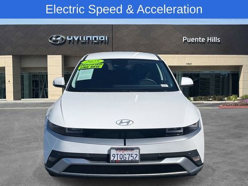 Certified 2025 Hyundai Ioniq 5 SE image 2