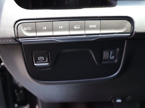 Used 2023 Cadillac Escalade Premium Luxury w/ LPO, Floor Liner Package AWD/4WD image 21