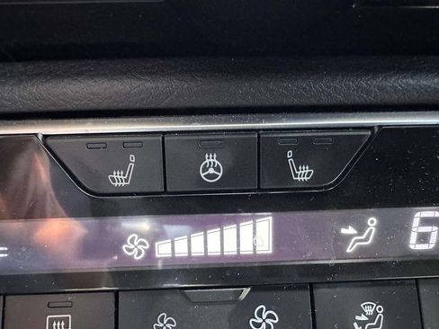 Used 2023 Nissan Sentra SR w/ SR Premium Package FWD image 24