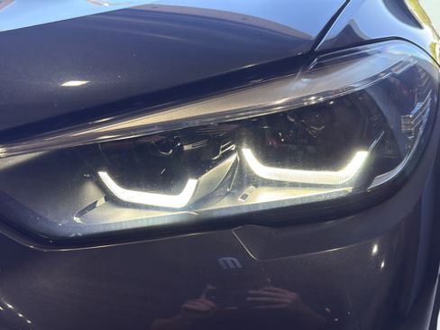 Used 2019 BMW X5 xDrive50i w/ Parking Assistance Package AWD/4WD image 40